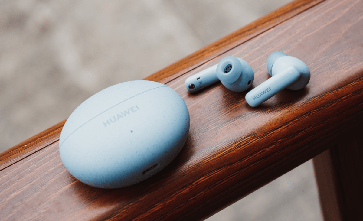 300左右最值得买的蓝牙耳机推荐，值得入手的无线蓝牙耳机推荐
