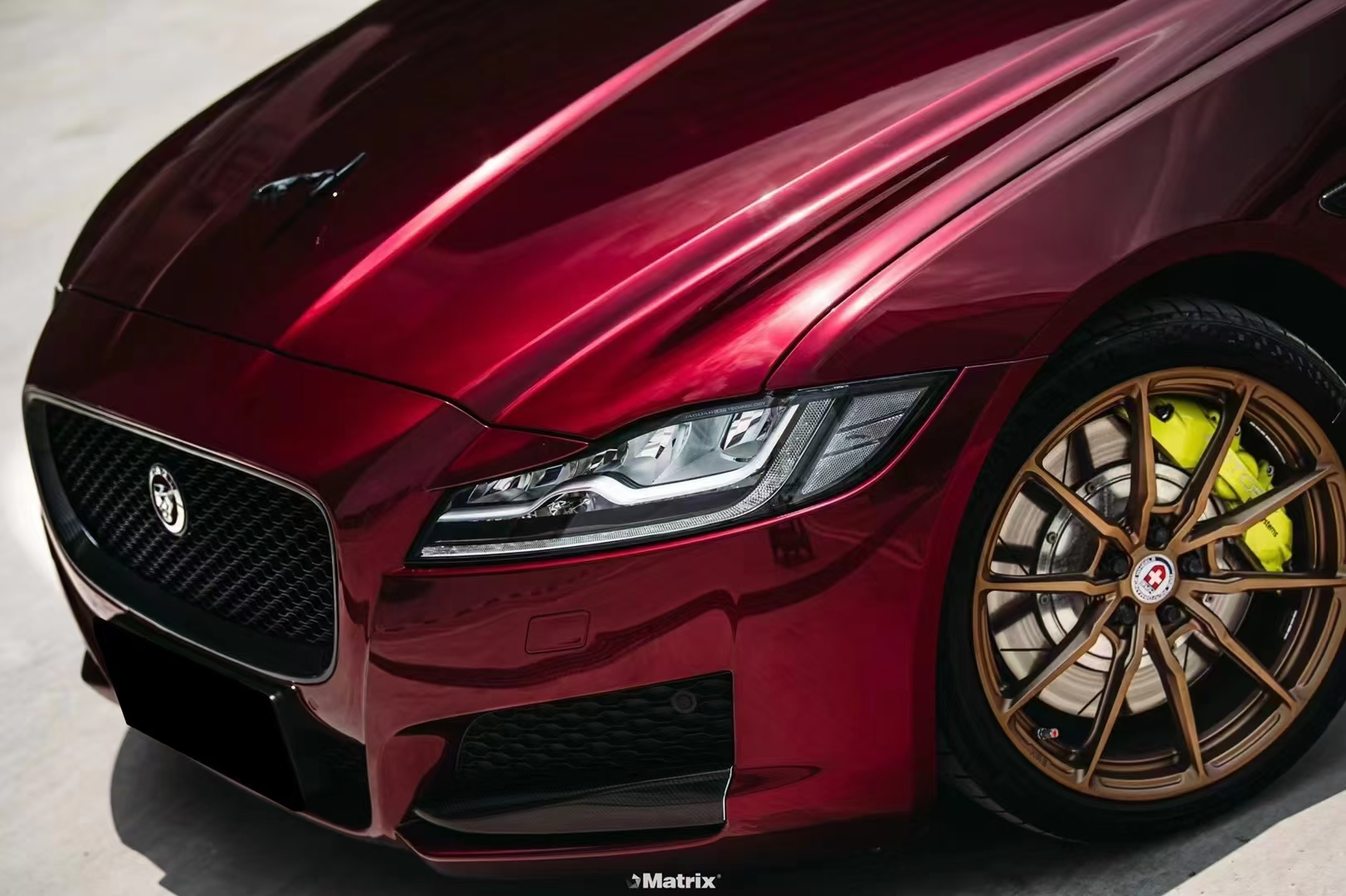 捷豹jaguar-matrix矩阵改色膜液态金属龙血红,一眼就喜欢的红色