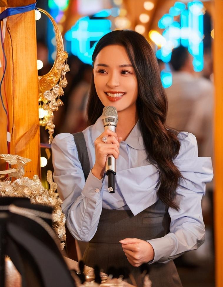 湖南台主持人刘烨辞职!