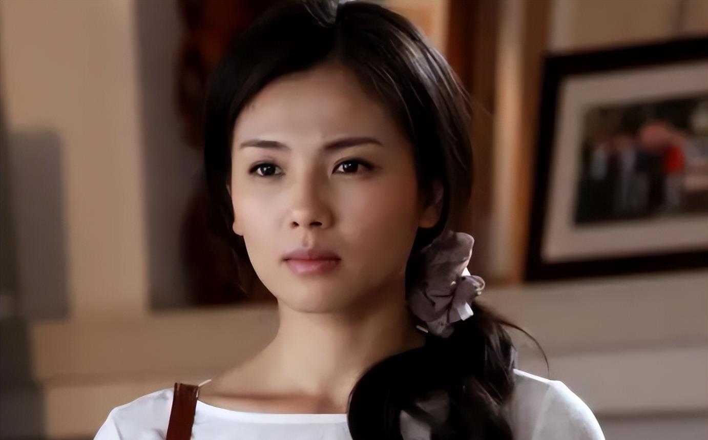 刘涛新剧翻车告诉我们:如果你气质不硬,就别强行"演军人"_眼神_观众