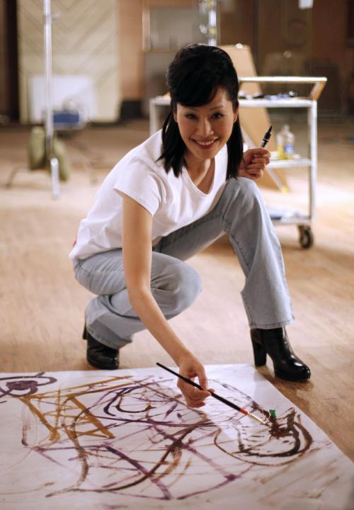 55岁于文华演出自带馒头蘸酱!