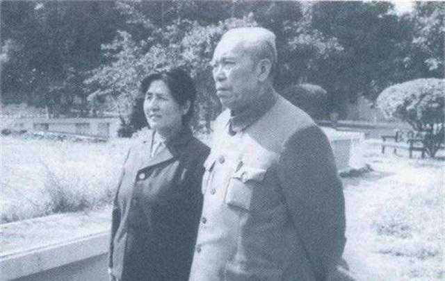 1985年梁兴初因病去世，其妻任桂兰提出一个心愿，中央果断同意_李桂芬_战斗_经历