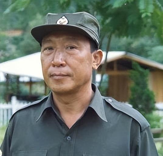 金三角教父:袭击我国巡逻艇杀害13名中国人,嚣张的他有何背景?