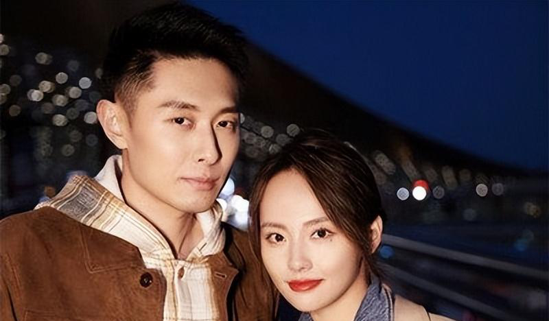 台上"恩爱如初"台下"各玩各的",这3对明星的情史个个劲爆_张嘉倪_baby