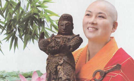 徐州有一座千年古刹,住持出家前曾是空姐,是第一比丘尼道场_竹林_寺庙
