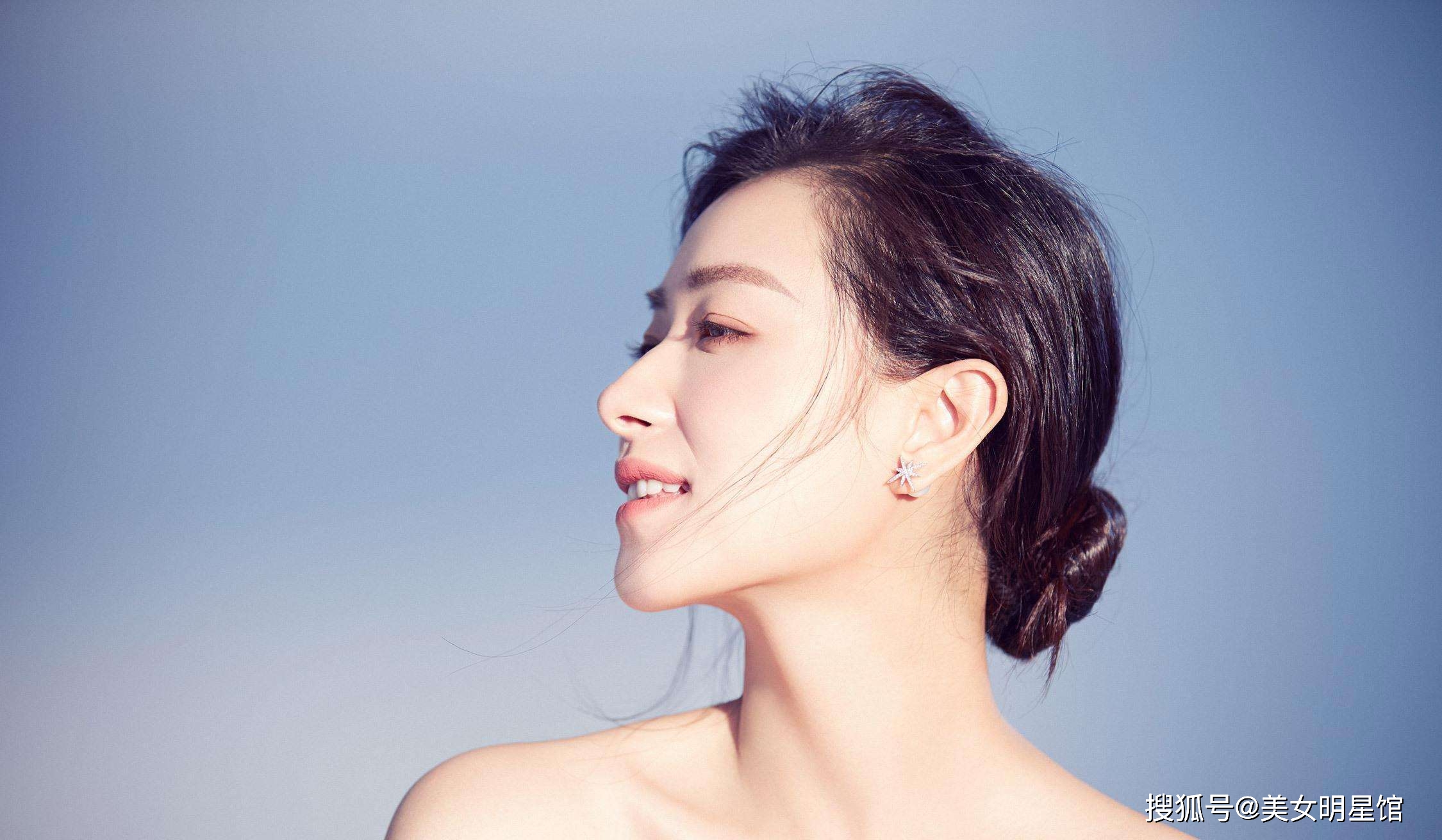 美女明星馆:万茜写真赏