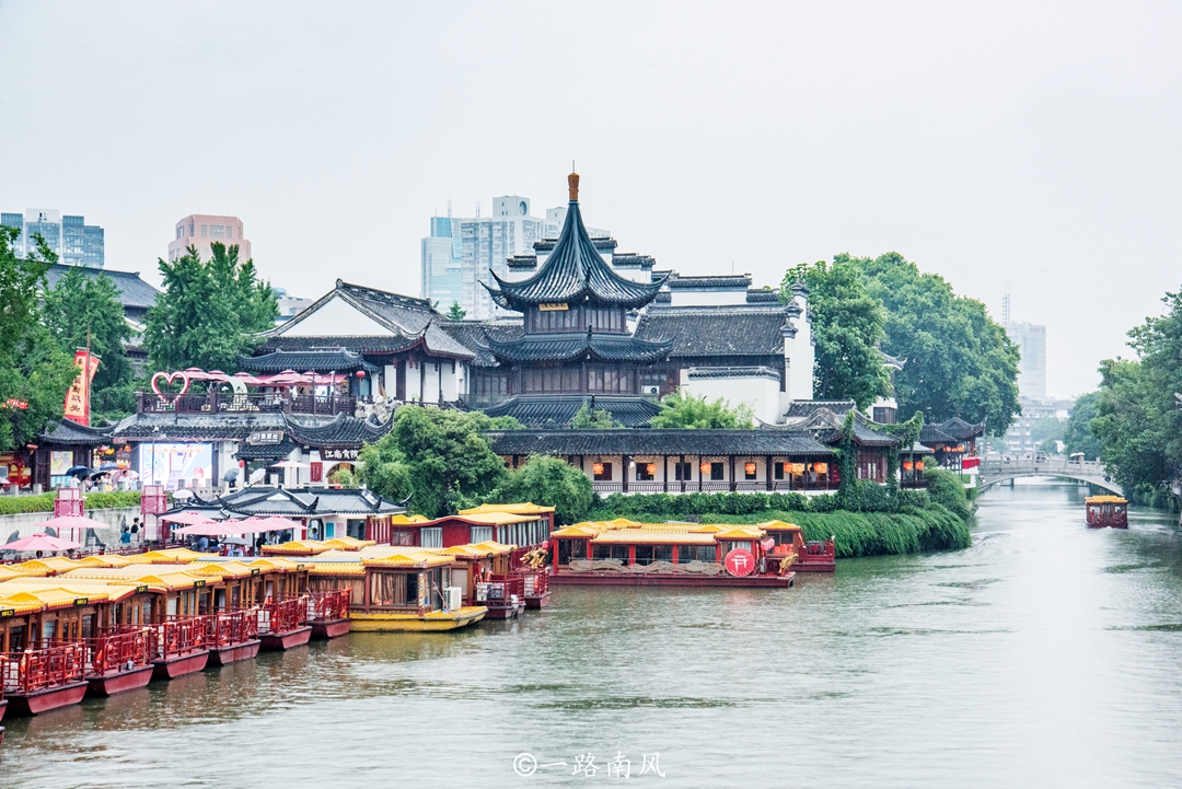 原创
            为何南京成为热门旅游城市