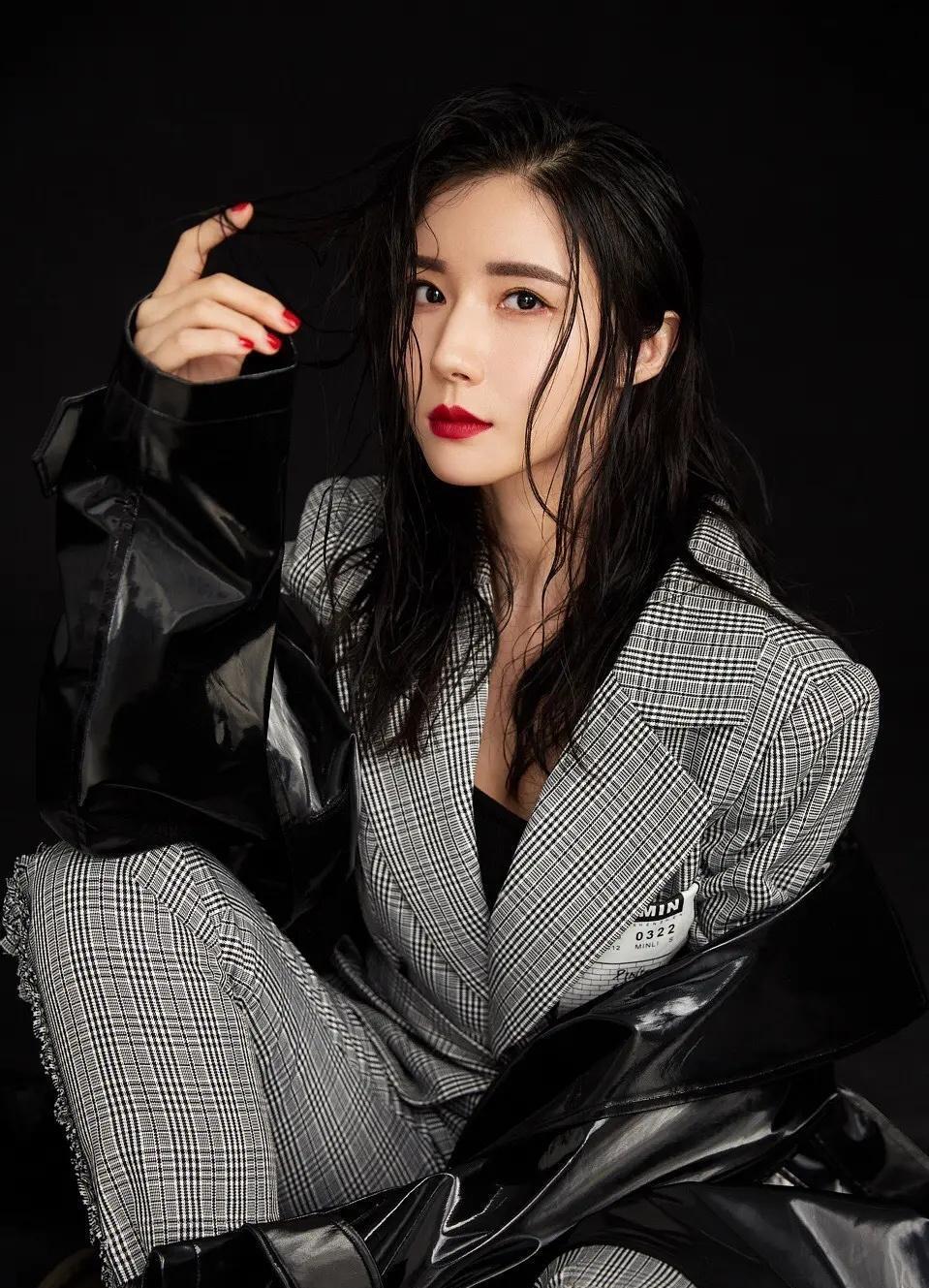 方安娜这三套时尚穿搭,每一套都好看!