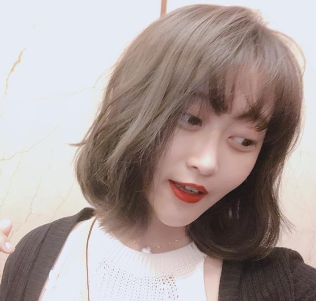 孙侨潞遗像公开,闺蜜为她守夜,脸带微笑美丽依旧_王晓月_朋友_照片