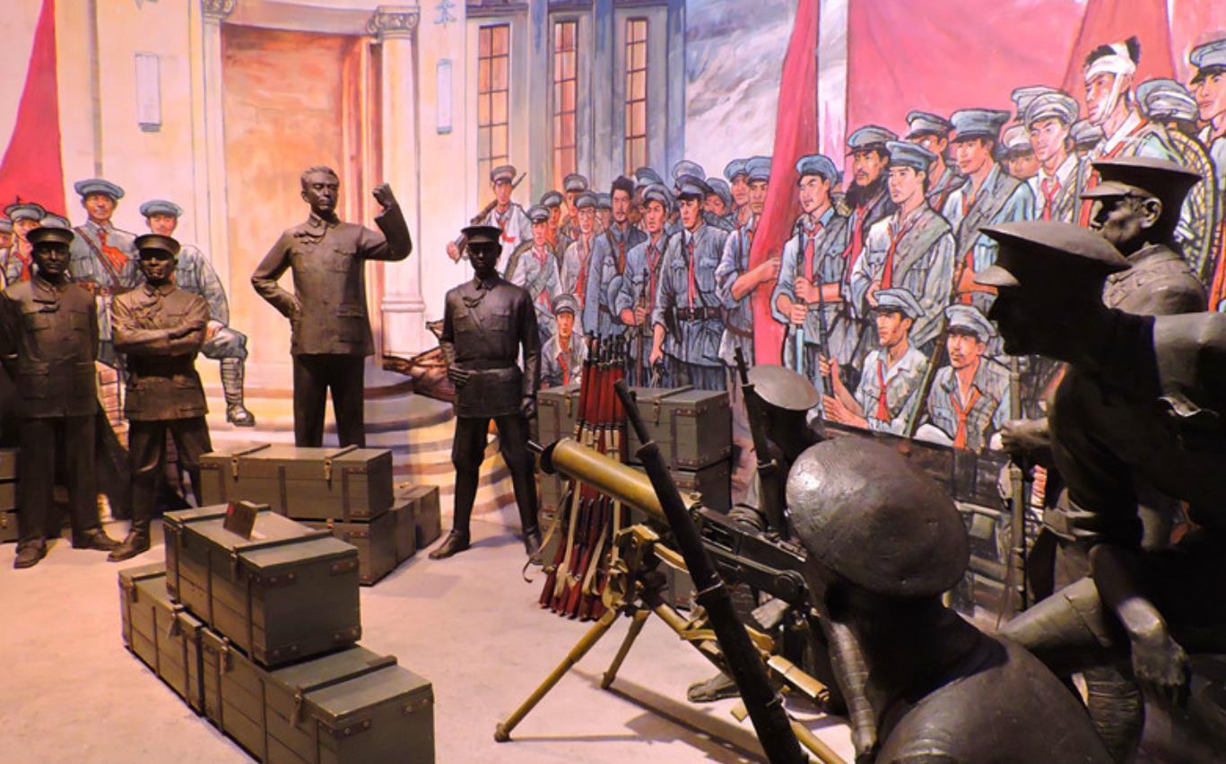 南昌起义前一夜,副营长带着机密投敌,贺老总却说:不足为患_赵福