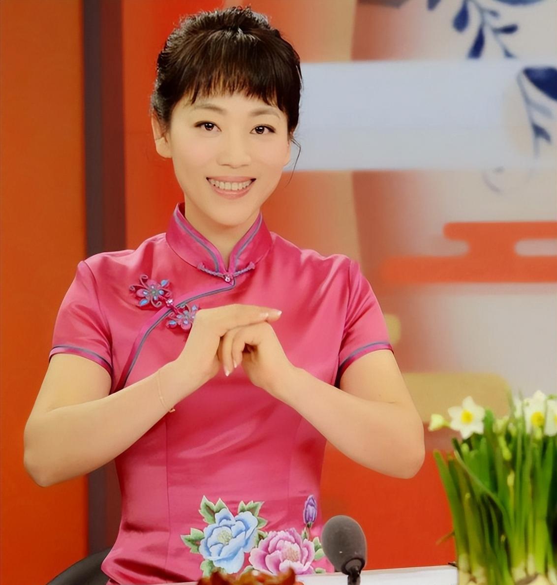 央视主持人劳春燕,为三娘辛辛苦苦撑到最后_工作_新闻_因为