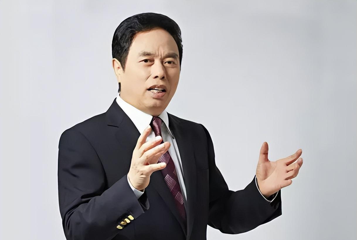 波司登创始高德康:白手起家,一个小裁缝到百亿富豪的发家史_羽绒服