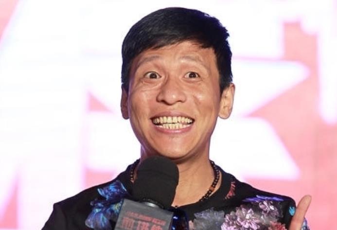 虽然,宋小宝看起来不太好,但他多次站在舞台上,给我们带来了太多的