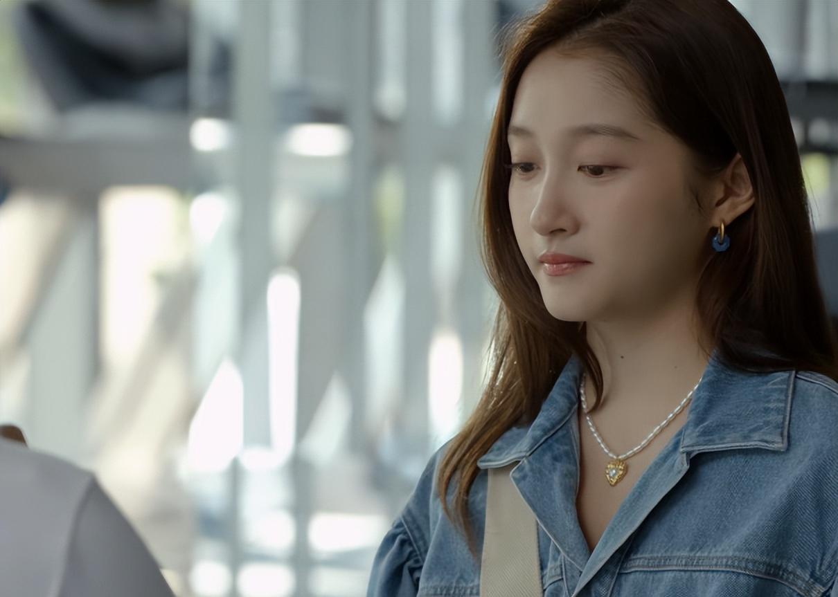 二十不惑2:关晓彤的眼袋,李庚希的法令纹,这部剧的滤镜太真实_状态