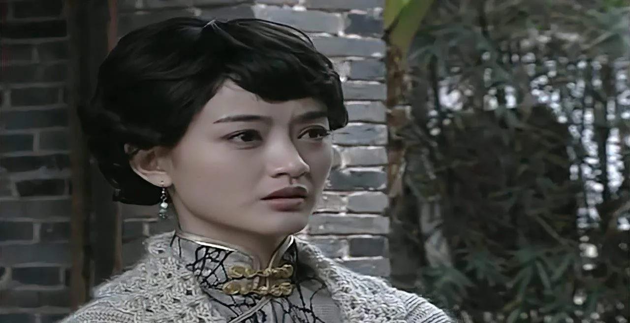 电视剧《潜伏》穆晚秋角色的意义,她是悲是喜_余则成_信仰_环境