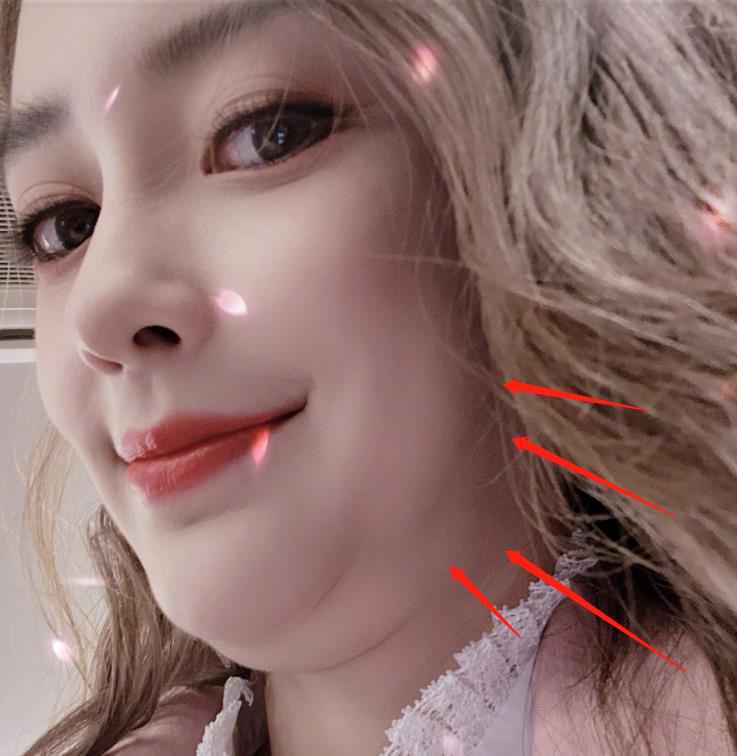 杨颖深夜晒"丑照",双下巴要是都能这么美,胖一点我也很乐意_baby_角度