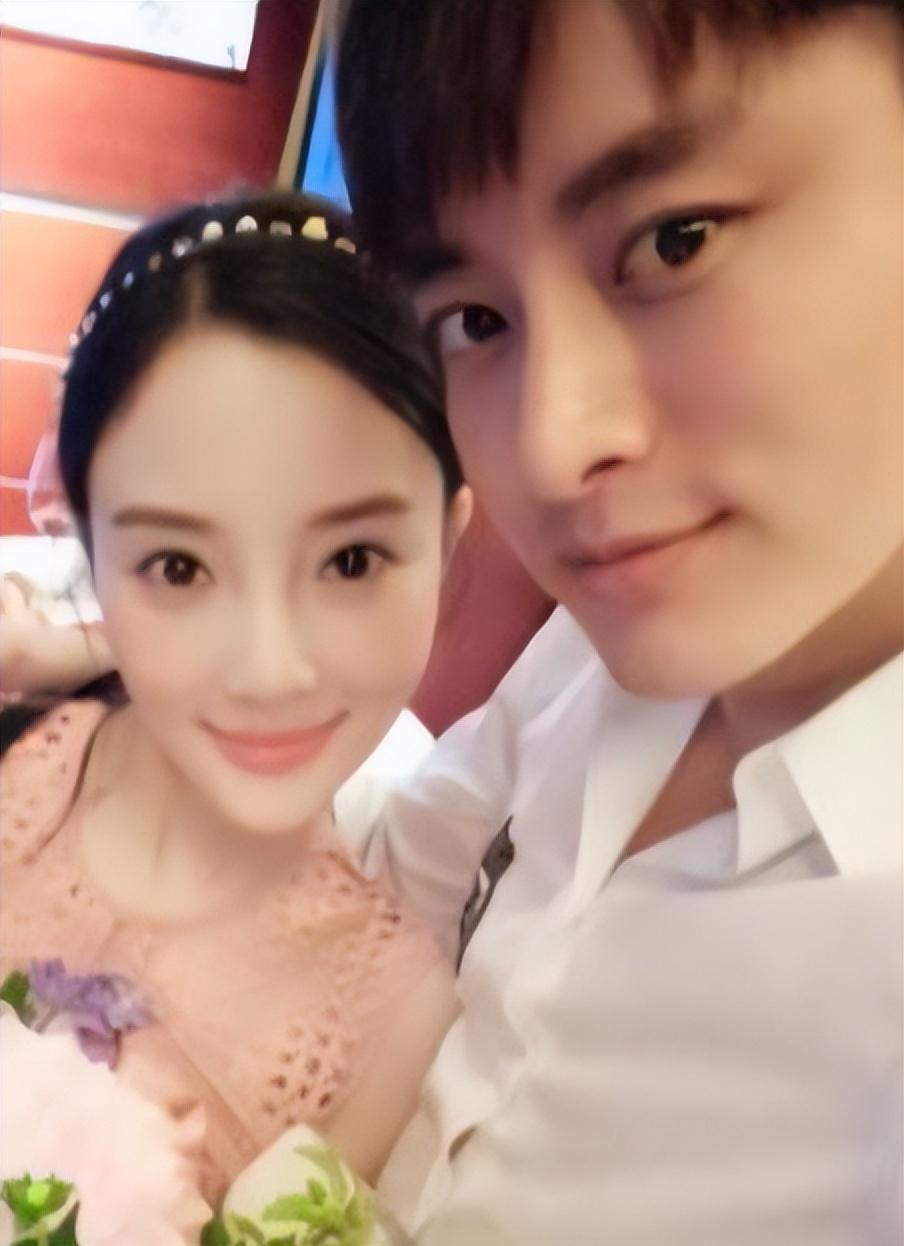 不过这一切也只不过是暴风雨前的宁静,贾乃亮对她越好,她越是潇洒自在