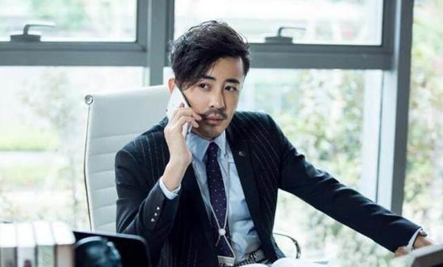 《盲约》李雅男一颦一笑都是痞帅的,怪不得蒋欣与妹妹都迷恋他_司徒祎