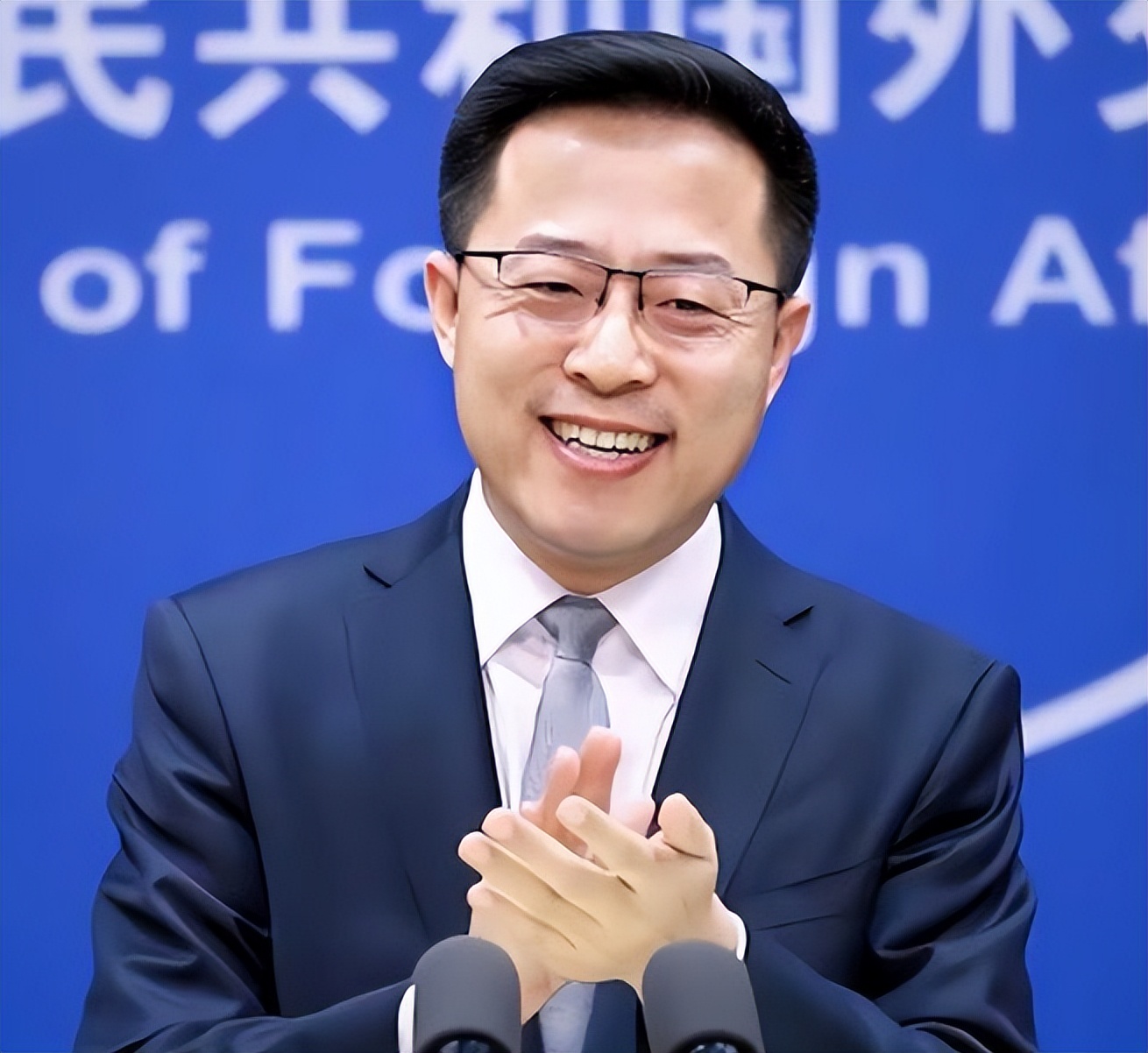 "外交男神"赵立坚转岗,令网友意难平,外交部作出官方解释_大学_岗位