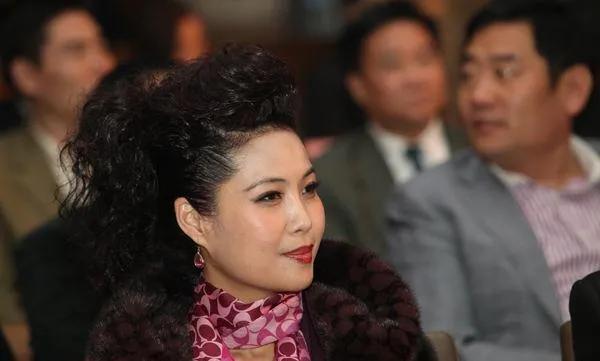 李双江老泪纵横:2023是最后一个没有儿子陪伴的春节,他快回来了_梦鸽