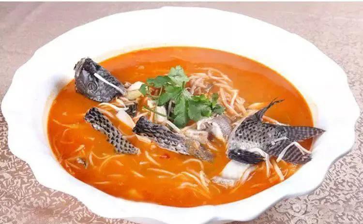 云南人宠爱的10道特色鱼,汤鲜味美,选一道做年夜饭吧_鱼肉_臭豆腐_铜