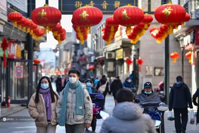 北京：家里没开地暖，但楼上楼下都有地暖，室内也有21度