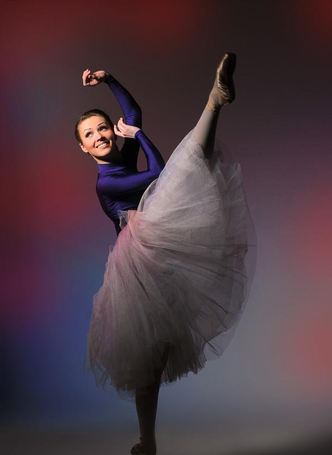 如今,郭冷在芭蕾舞教学的领域几乎无人能及,是武汉家长们最认可的芭蕾