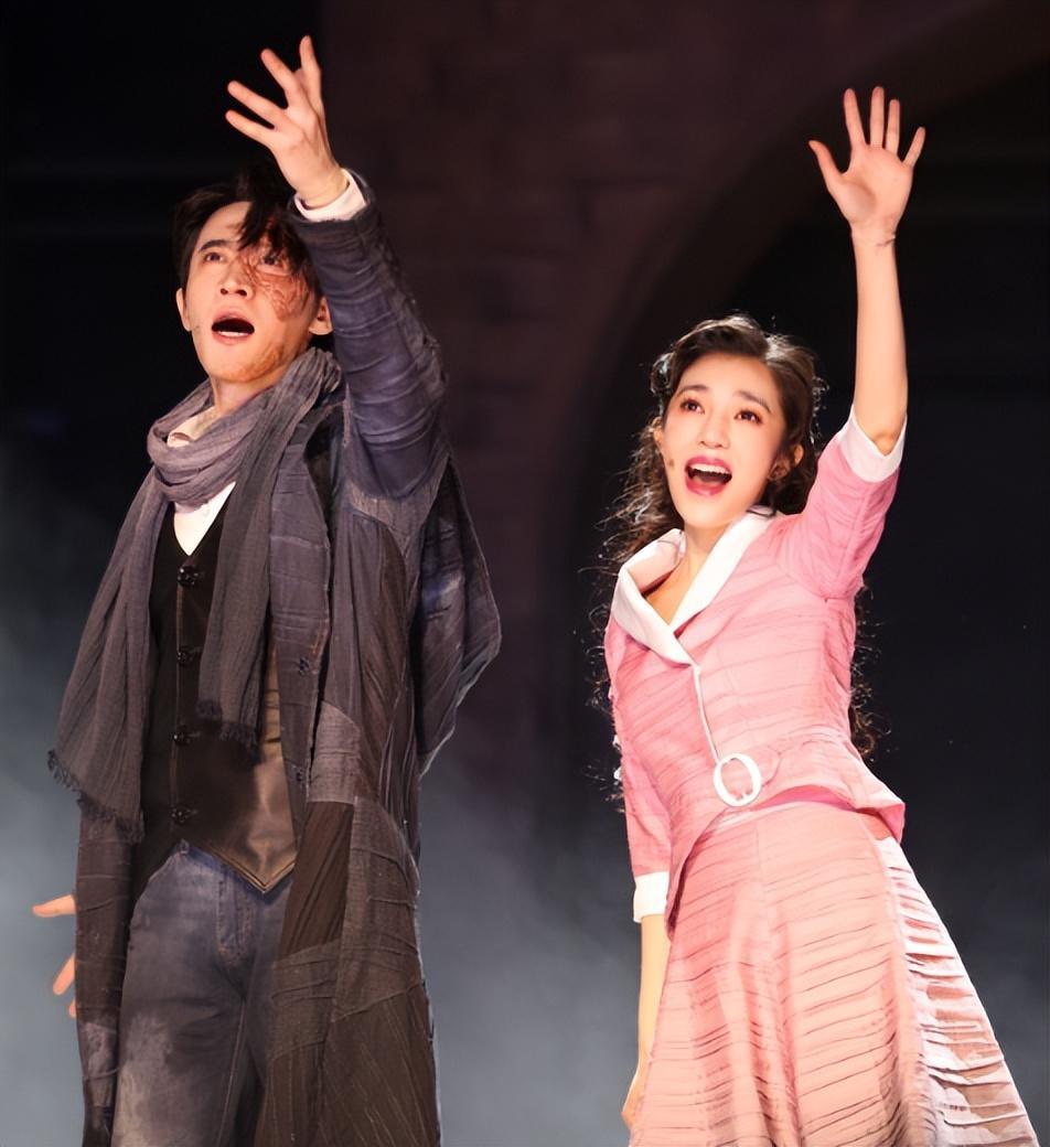 图说:《夜半歌声》剧照 主办方供图新民晚报讯(记者 吴翔)昨天,演艺大