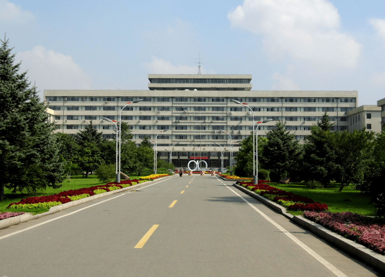 即使知道了,在东北农业大学地理位置的影响下,也会劝退不少学生,因此