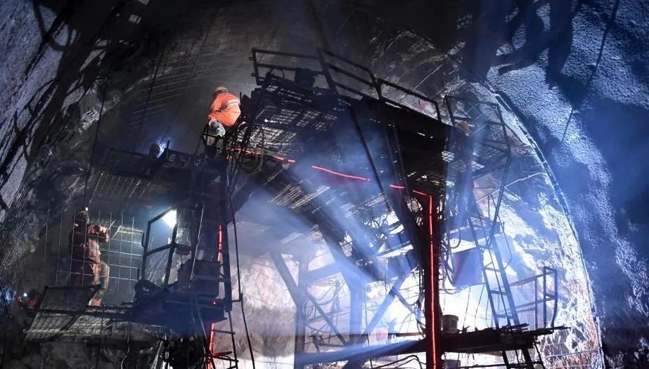 胶州湾第二海底隧道工地存在安全生产问题被查_搜狐网