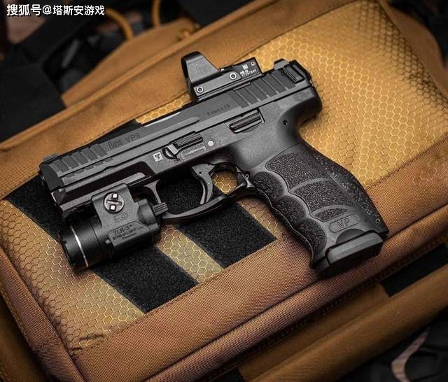 但是在手枪界也有一定的名气,柯尔特m2000型也更是9毫米手枪当中的