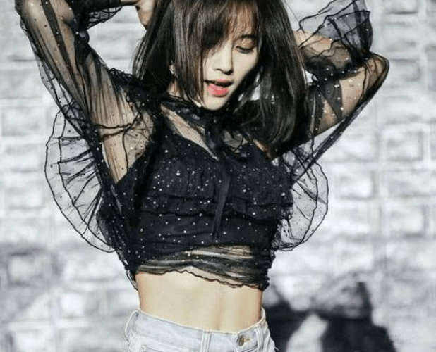 鞠婧祎也太会"撩人"了!