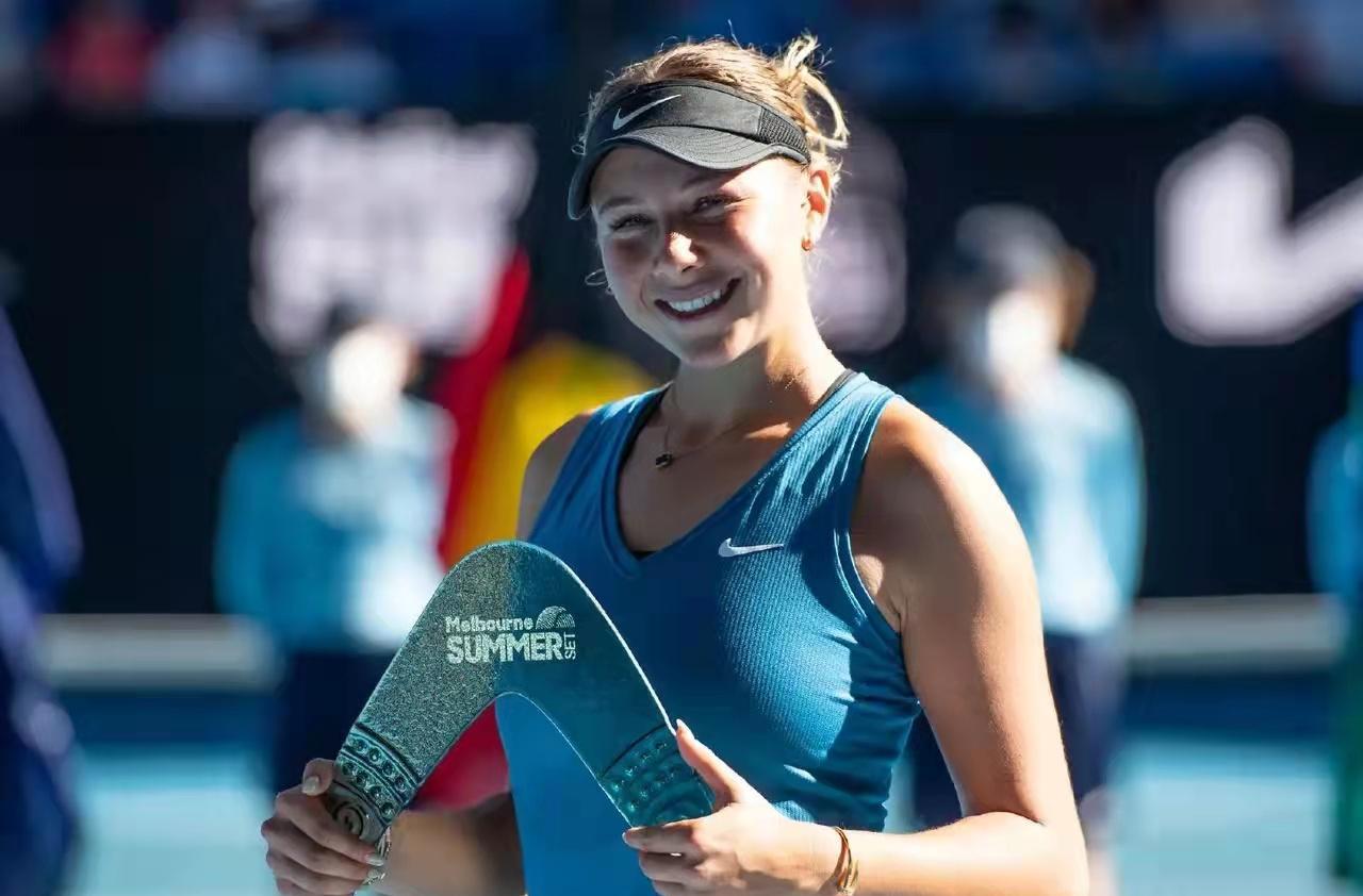 澳网热身赛,2大满贯夺新年首冠,澳网前景佳_哈勒普_巴蒂_决赛