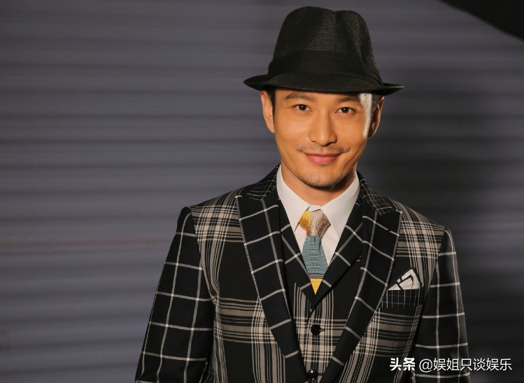 霸道总裁黄晓明摇身一变成为"超级冤大头",baby的恋爱史_男友_陈伟霆