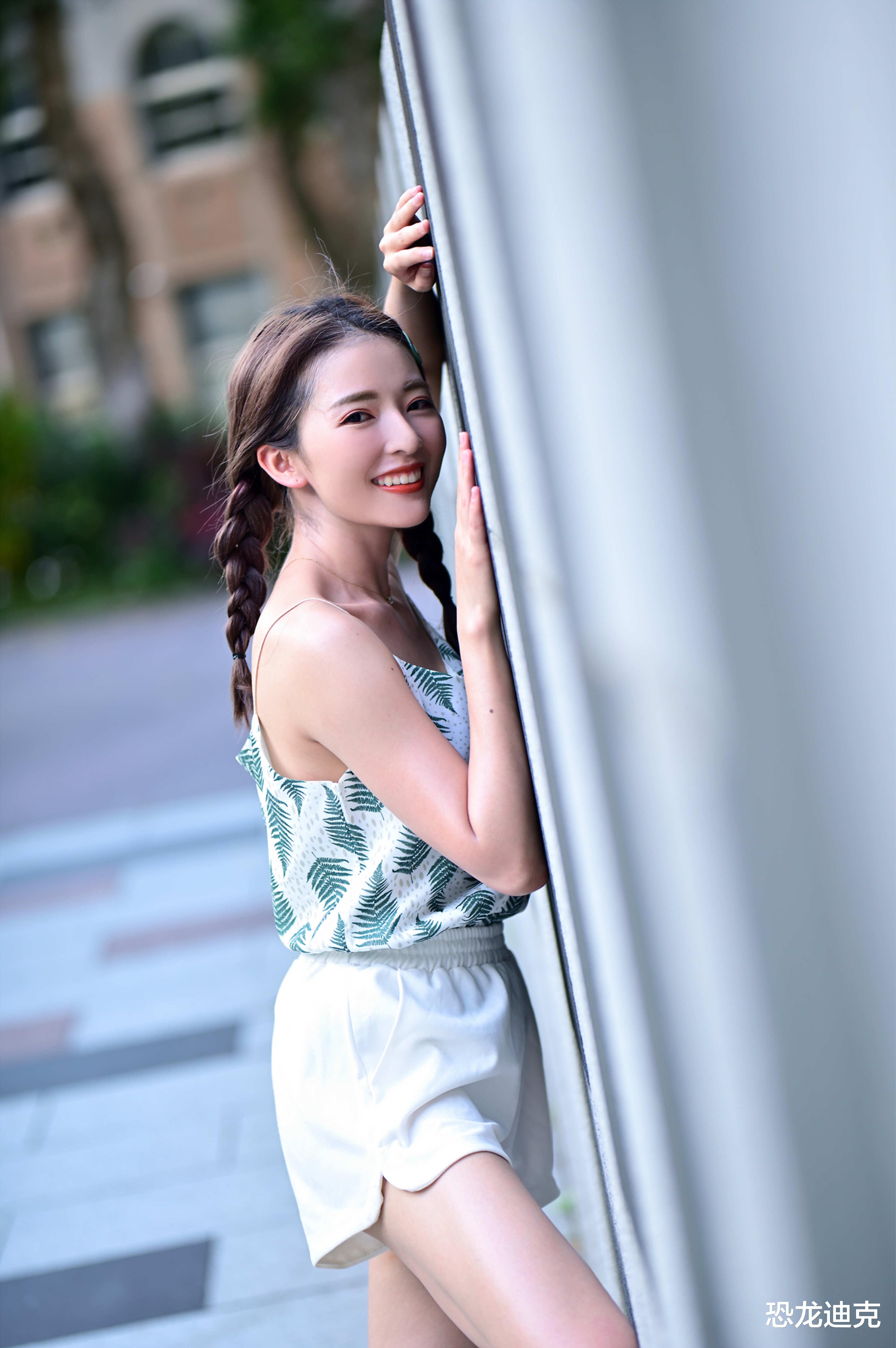 青春打扮的台湾姑娘,双马尾是可爱,长发是甜美_可可_女孩子_甜甜