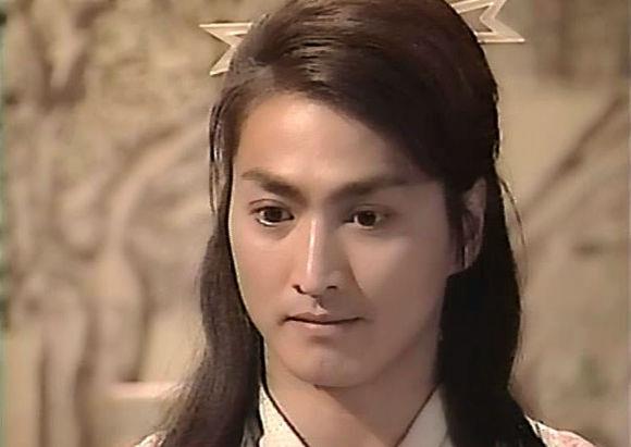 小鲜肉们别浓妆艳抹演古装了!