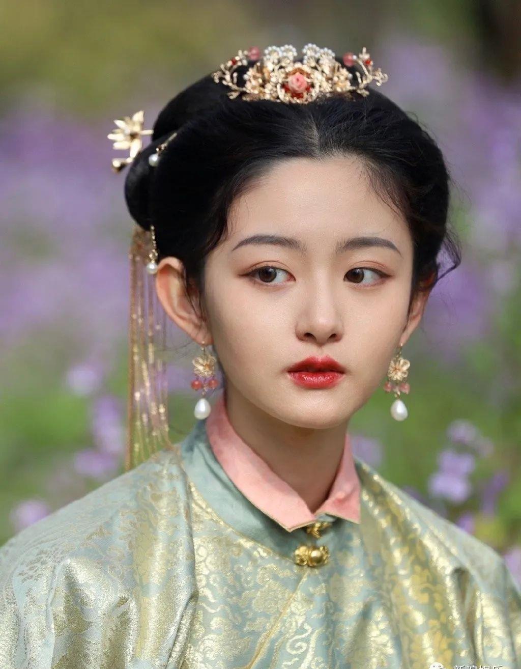 之前很火的全麦小核桃,本名赵晴这位