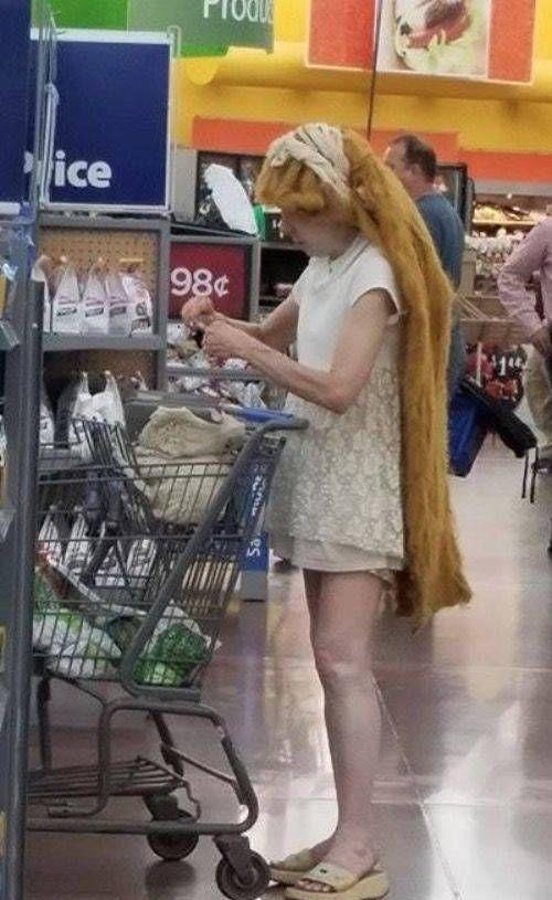 盘点外国人的奇葩穿着打扮,一个比一个辣眼睛,简直不要太搞笑_口罩