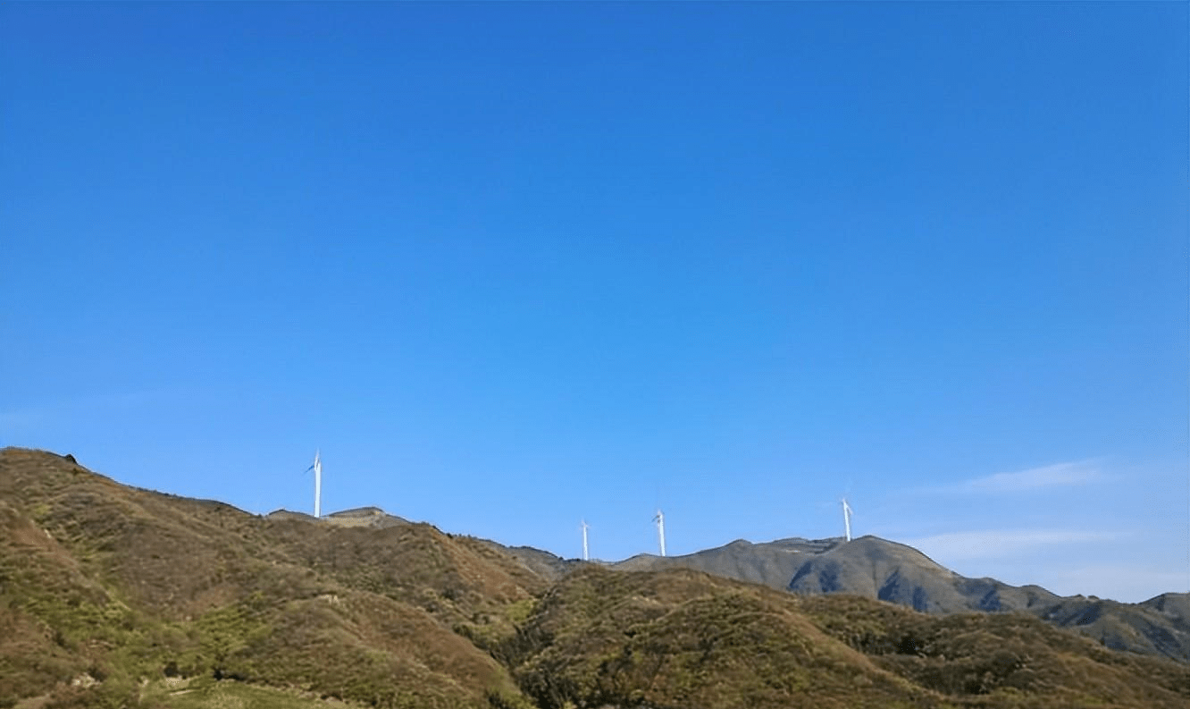 湖南天堂山国家森林公园位于湖南省常宁市西南部,由弥泉独立景区,印山