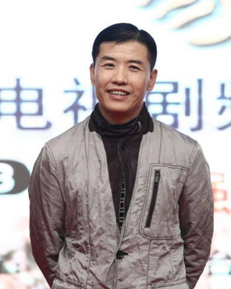 被"开除"的初代赵四扮演者关小平回归赵家班,参演《刘老根5》_赵本山