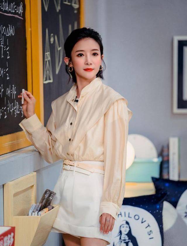 蔡紫彻底转战娱乐圈!