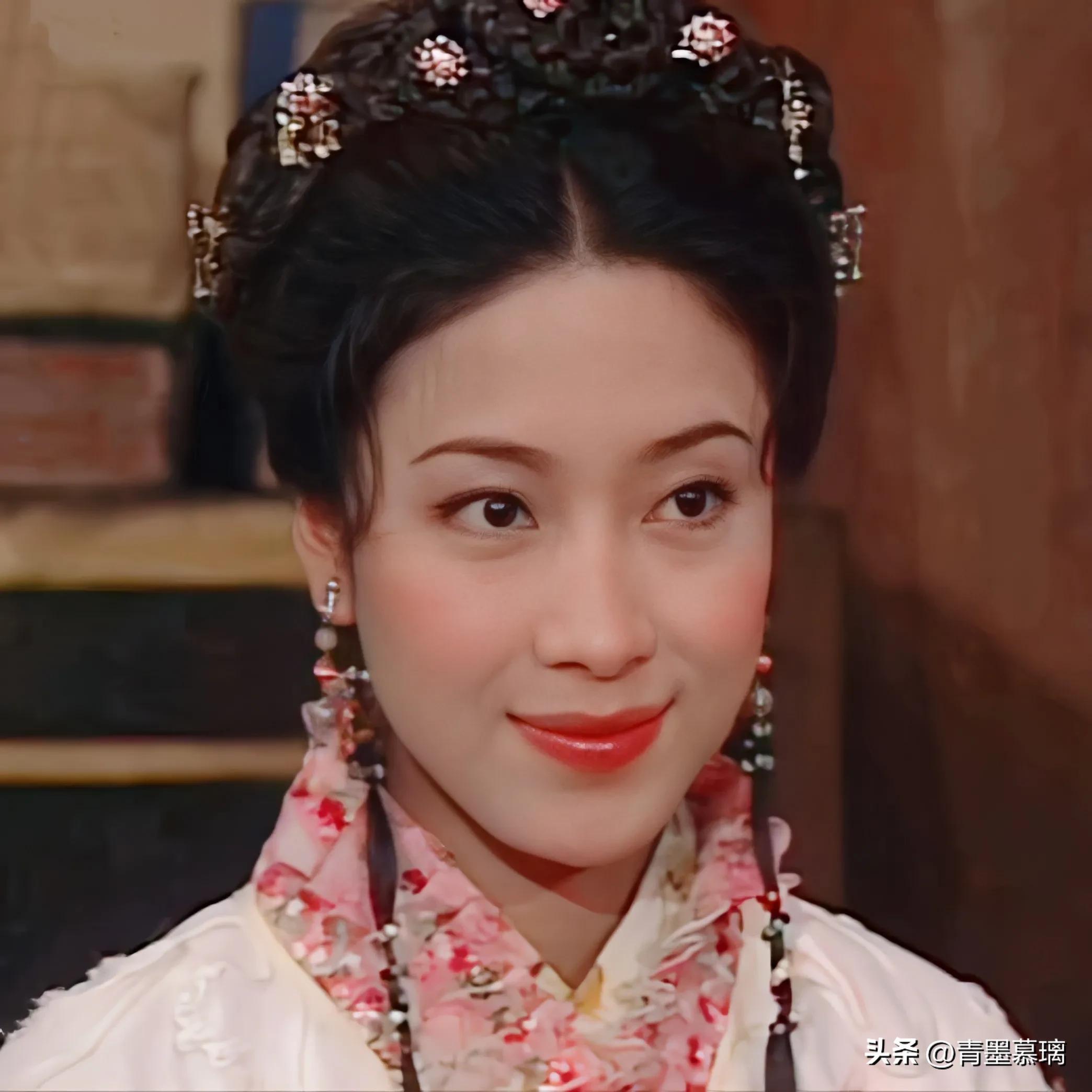 《惊艳一枪》佘诗曼饰演的小镜11《再生缘》杨怡饰演的苏映雪10.