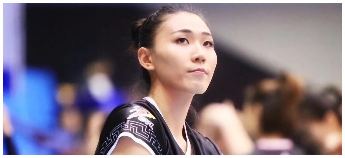 海外没打几场比赛 就被印尼俱乐部退货_教练_勇气_陈沛妍