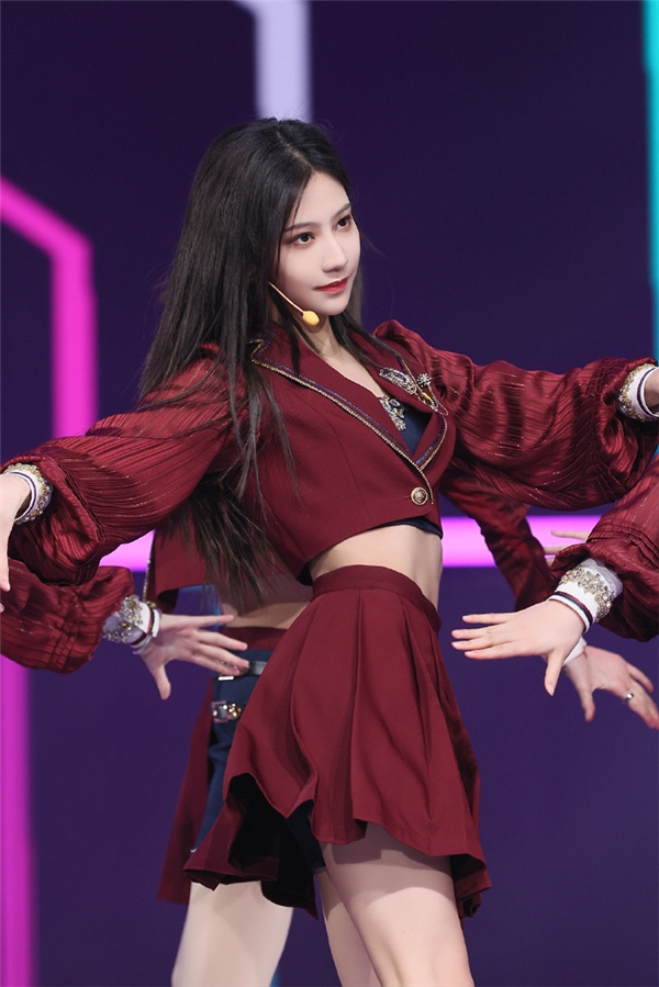SNH48袁一琦空降《酷狗首唱会》,音乐少女与世界放「声」过招_舞台_直播_歌声