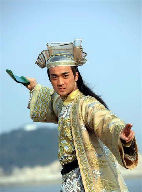 "八仙"中最滥竽充数的一个大仙,本来是一个恶棍