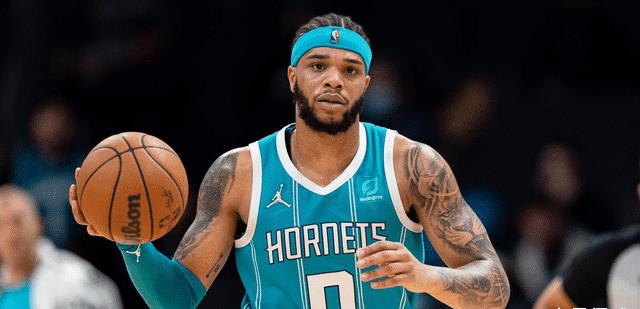 场上表现优异的夏洛特黄蜂前锋线大将迈尔斯-布里奇斯(miles bridges)