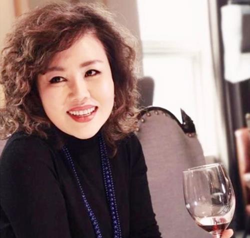 央视名嘴方静被传“间谍门”,44岁客死台湾,母亲全然不知_事情_因为_谣言