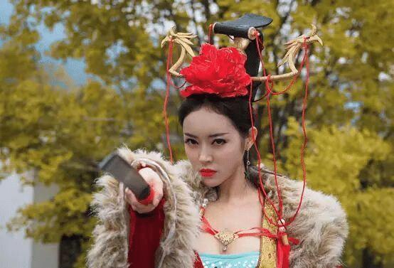 "李元霸"在荧屏上的五个形象,有的让人热血沸腾,此人无法超越_王朝