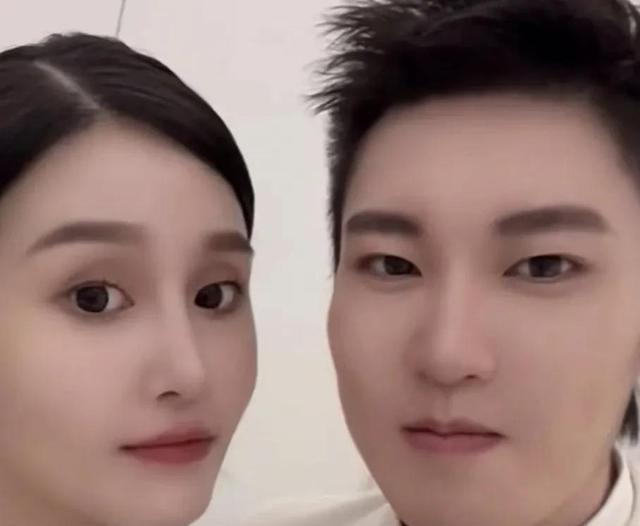 球球和男友小陈已经恋爱三年,其实早在2021年6月份,小陈向球球求婚