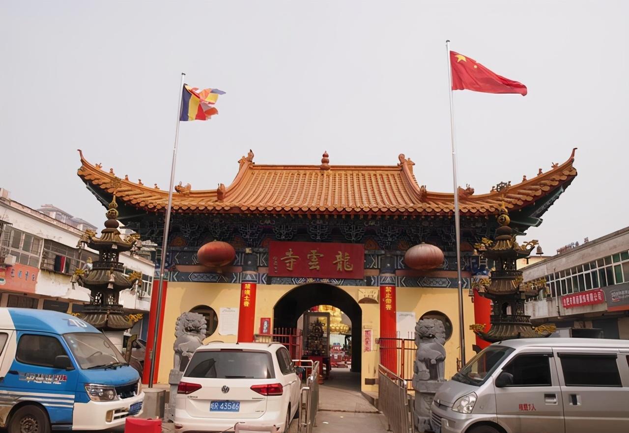 合肥批发市场旁的一座寺庙,拥有千年历史,于闹市中取其静_龙云寺_游客